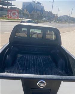 نيسان نافارا